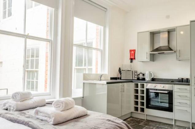 Guest Homes - The Station Studio Worcester Eksteriør bilde