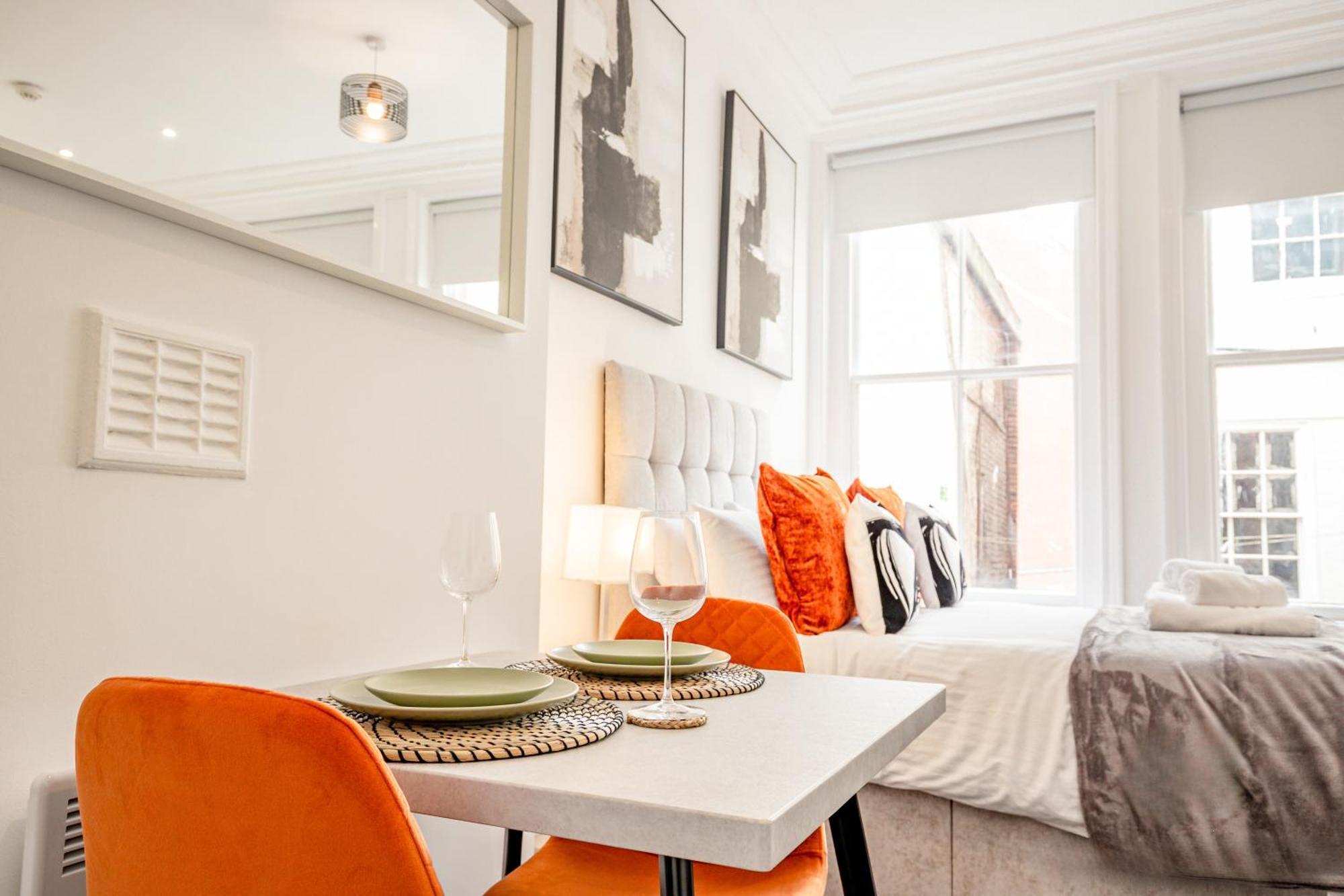 Guest Homes - The Station Studio Worcester Eksteriør bilde