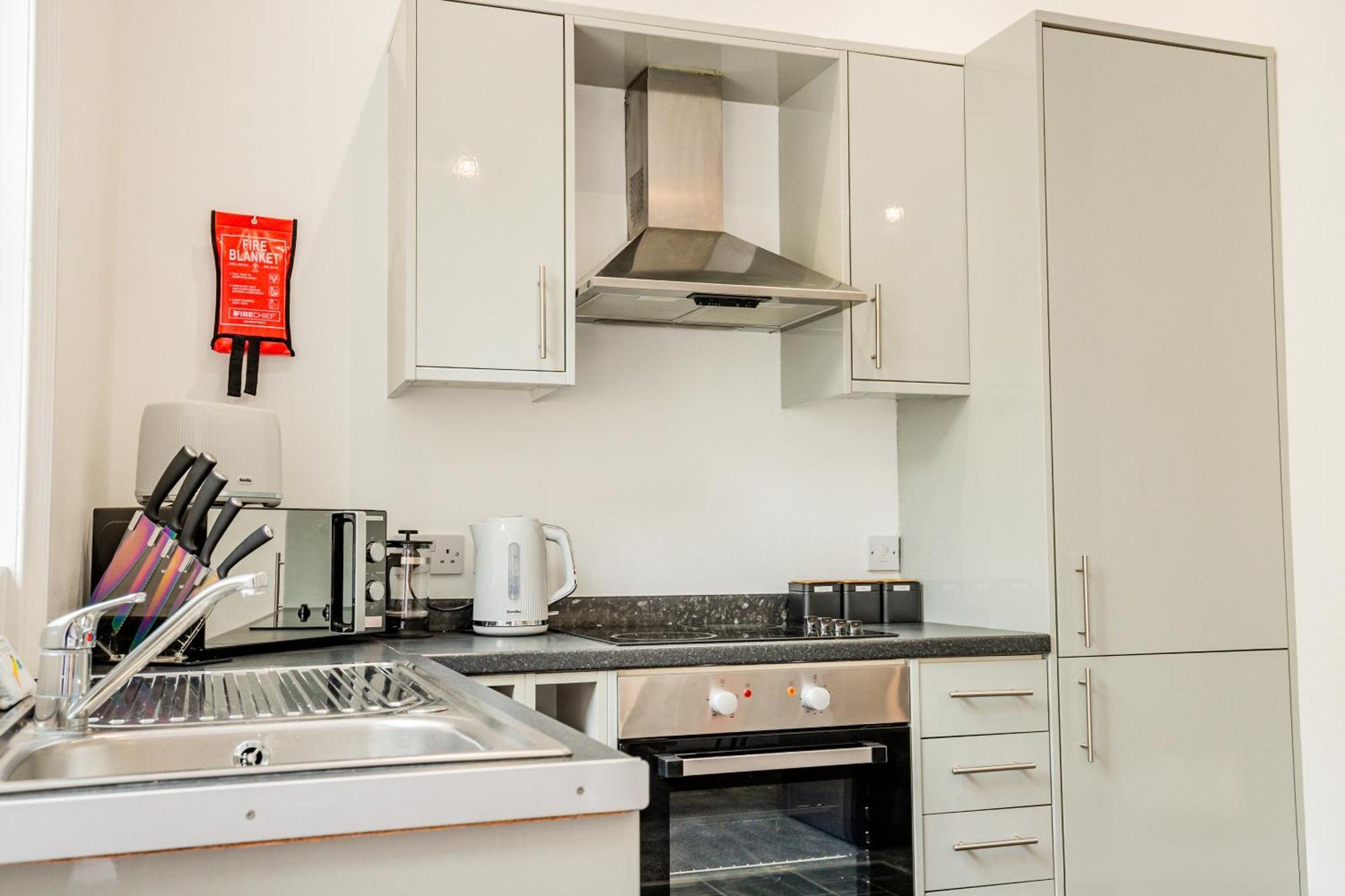 Guest Homes - The Station Studio Worcester Eksteriør bilde