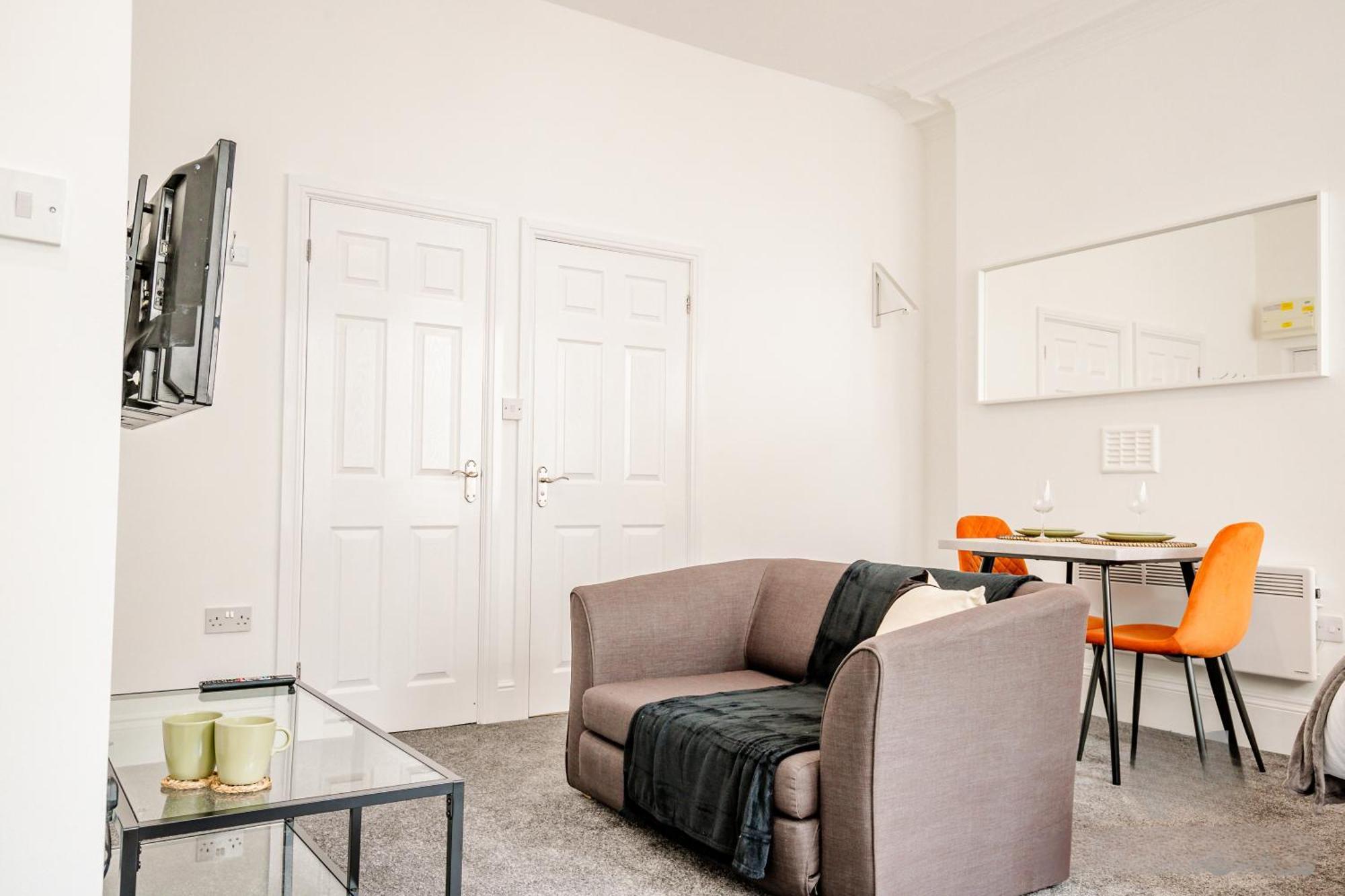 Guest Homes - The Station Studio Worcester Eksteriør bilde