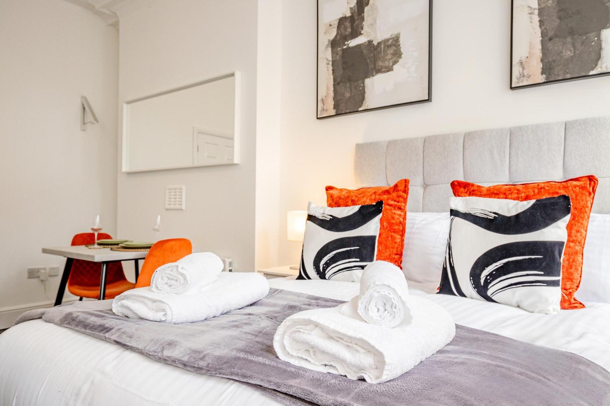 Guest Homes - The Station Studio Worcester Eksteriør bilde